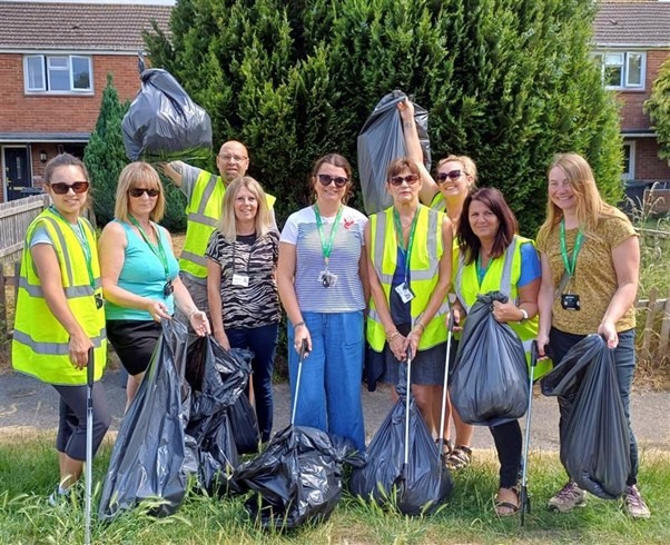 Selwood Housing staff out at community litter pick day as part of priority neighbourhoods project
